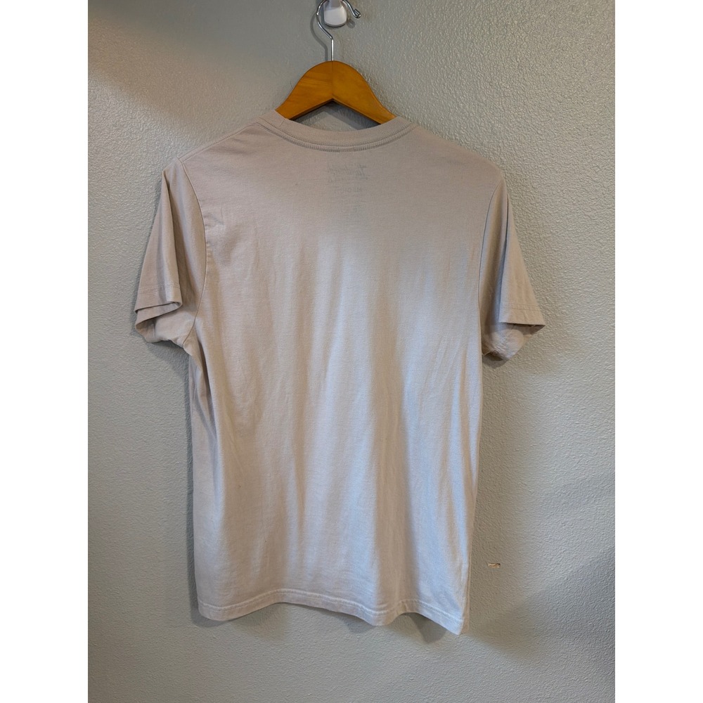 'Prevent Wildfires' Men's Beige Graphic Tee - Picture 2 of 5